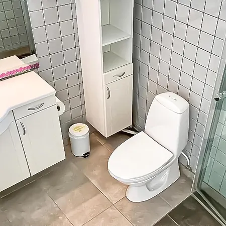 Amazing In With 1 Bedrooms, Wifi And Outdoor Swimming Pool *