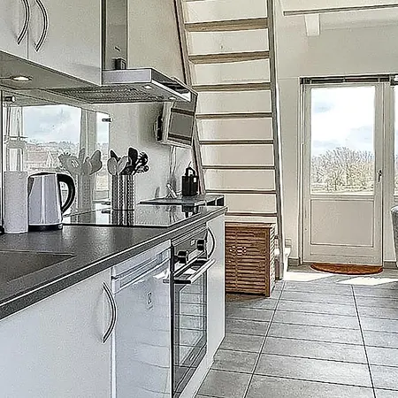 Amazing In With 1 Bedrooms, Wifi And Outdoor Swimming Pool Аллинге